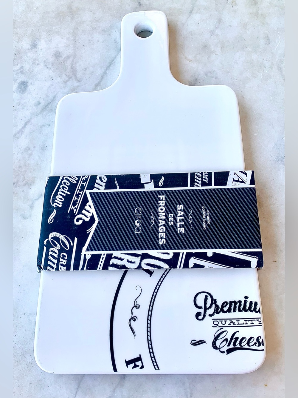 CIROA BADDLE CHEESE BOARD WHITE PORCELAIN BLACK SCRIPT NEW AUSTRALIA PLATTER
